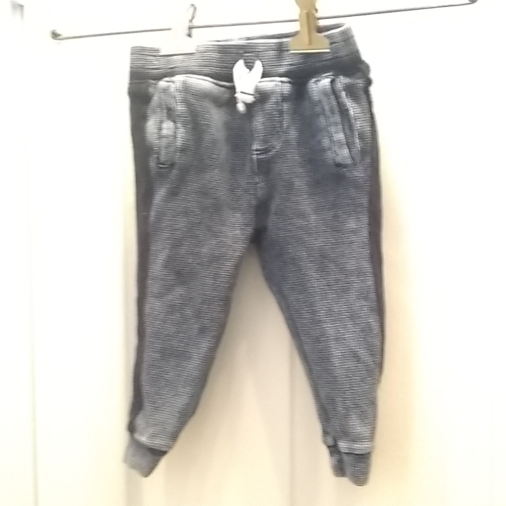 FINAL MARKDOWN Splendid infant joggers 12-18 months